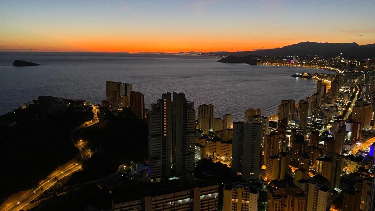 Benidorm High Rise Apartments - Sea Views - Torre Lugano Extérieur photo