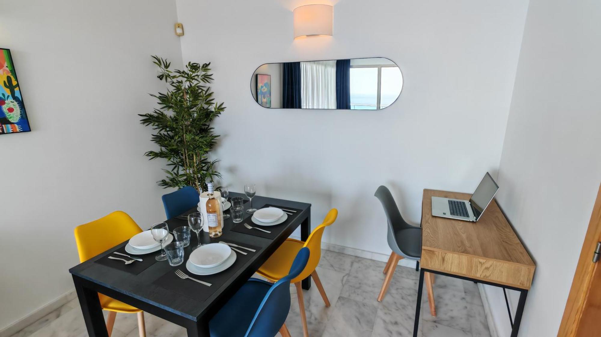 Benidorm High Rise Apartments - Sea Views - Torre Lugano Extérieur photo